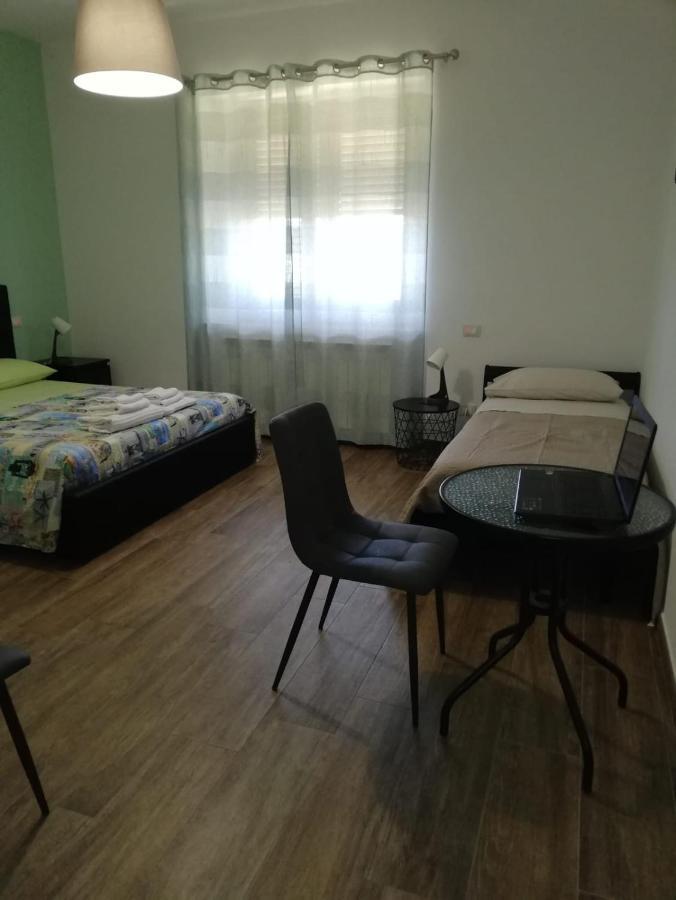 Lory Bed & Breakfast Elice